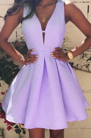 Fashion Purple Short Prom Dresses Sexy V Neck Mini Cocktail Dress Saudi Arabic A Line Pageant Homecoming Party Gowns