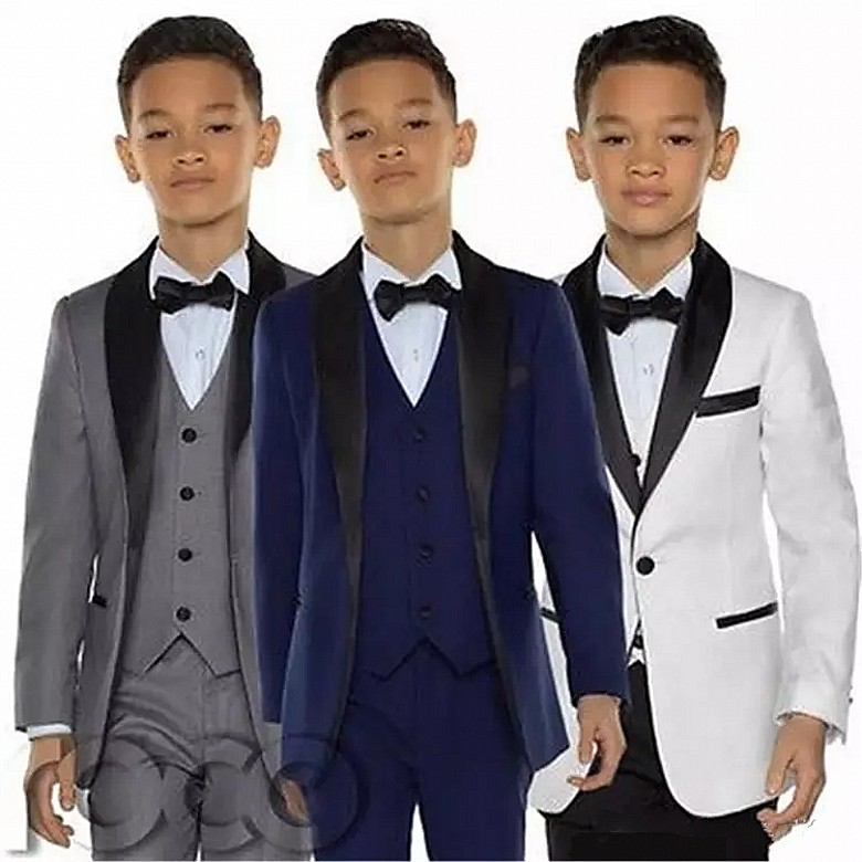 Boys Tuxedo Boys Dinner Suits Three Piece Boys Black Shawl Lapel Formal Suit Tuxedo for Kids Tuxedo
Boys Tuxedo Boys Dinner Suits Three Piece Boys Black Shawl Lapel Formal Suit Tuxedo for Kids Tuxedo
