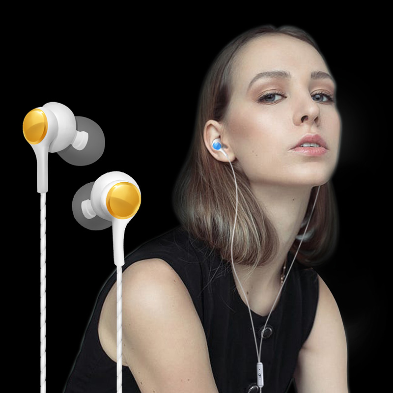 New fashion wire control with mic bass stereo denoise three dimensional reverberation sport music game HIFI tone quality HD voice earphone
New fashion wire control with mic bass stereo denoise three dimensional reverberation sport music game HIFI tone quality HD voice earphone