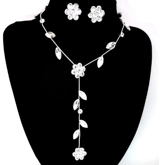 new hot Bridal wedding decoration plum flower gem two-piece necklace, earring set, long necklace, fashion classic, exquisite and elegant