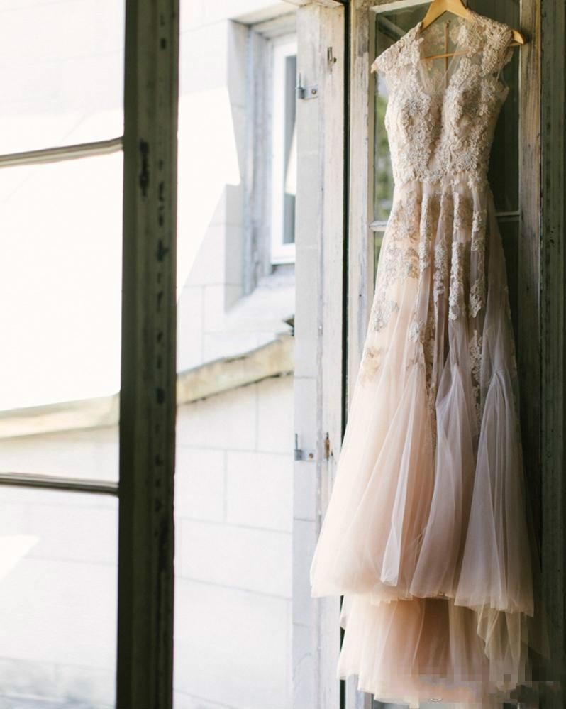 Country Blush Pink Style Dresses Lace Applique Tiered Tulle Sweep Train Wedding Bridal Dress For Women Cheap Gowns