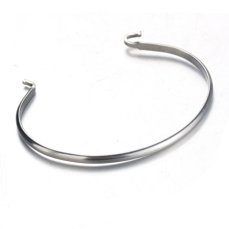 Diffuser Locket Bracelet Horse Stainless Steel Bangle Magnetic Randomly Send 1pcs Oil Pads as Gift 010101