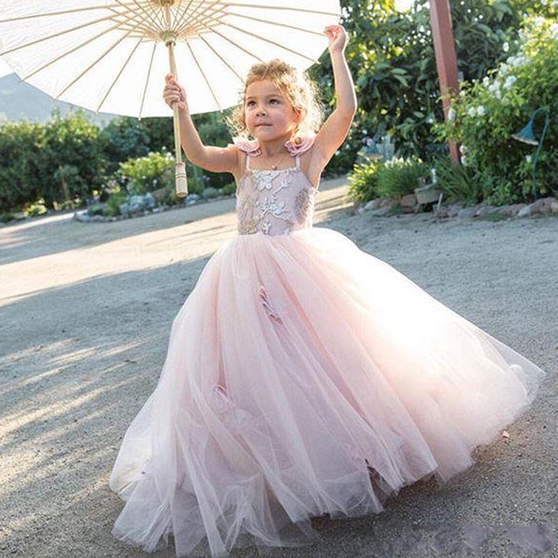 Cute Flower Girl Dresses for Weddings Spaghetti Lace Appliques Sequins A Line Little Girls Pegeant Dress Custom Made Communion Gowns