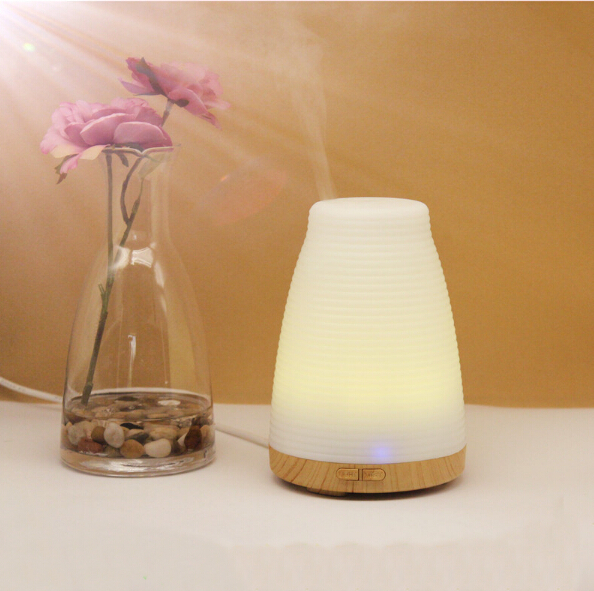 100ml colorful Light electric Aroma Diffuser Portable Ultrasonic Humidifier diffuser hot sale free shipping
100ml colorful Light electric Aroma Diffuser Portable Ultrasonic Humidifier diffuser hot sale free shipping
