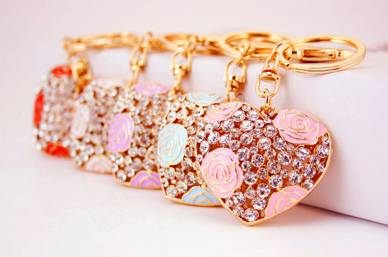 Free Shipping New Design Crystal Heart Keychain Keyring Bag/Purse Charm gift Real Gold Plated ,Alloy key Chain Key holder
Free Shipping New Design Crystal Heart Keychain Keyring Bag/Purse Charm gift Real Gold Plated ,Alloy key Chain Key holder