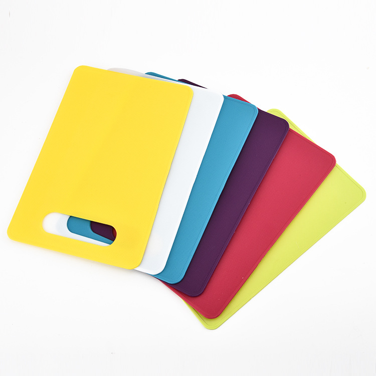 29*19cm Flexible PP Plastic Non-slip Hang hole Cutting Board Food Slice Cut Chopping Block Kitchen Cooking Tools
29*19cm Flexible PP Plastic Non-slip Hang hole Cutting Board Food Slice Cut Chopping Block Kitchen Cooking Tools