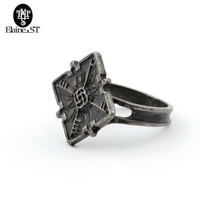 Vintage Men Women Rings Dishonored 2 Emily Cosplay Ring Woman bijoux Hip Hop Ring anillos para hombre Geometric Ring Bague
Vintage Men Women Rings Dishonored 2 Emily Cosplay Ring Woman bijoux Hip Hop Ring anillos para hombre Geometric Ring Bague