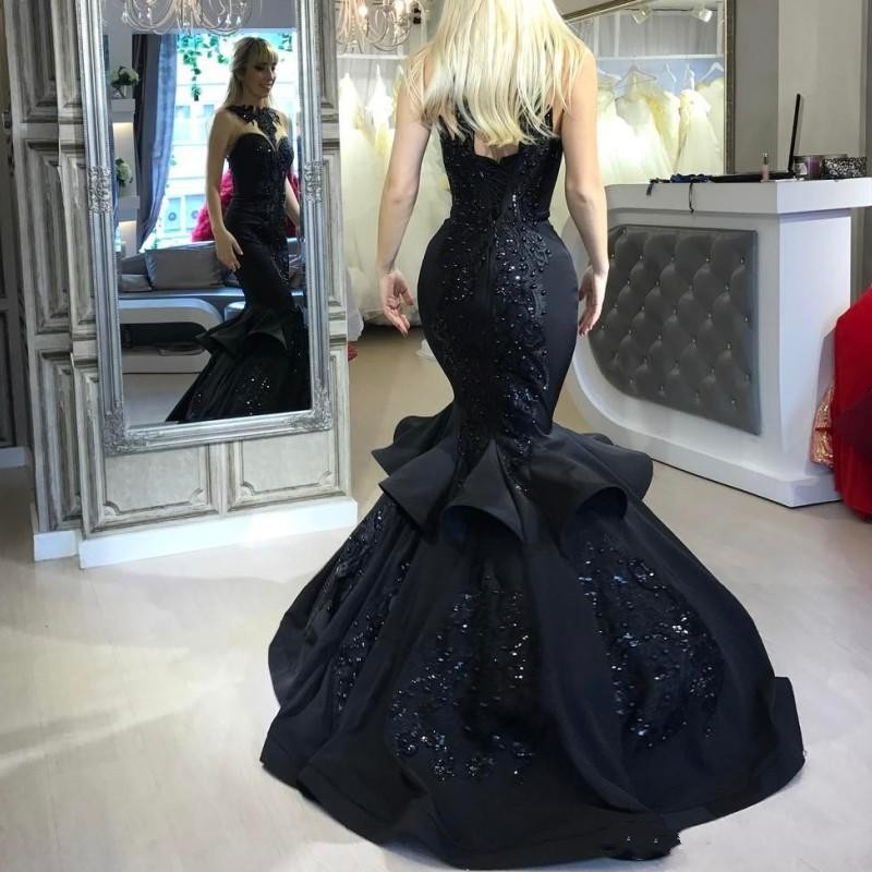 Designer Arabic New Mermaid Evening Jewel Neck Illusion Back Lace Applique Floor Length Dresses Robes De Soire