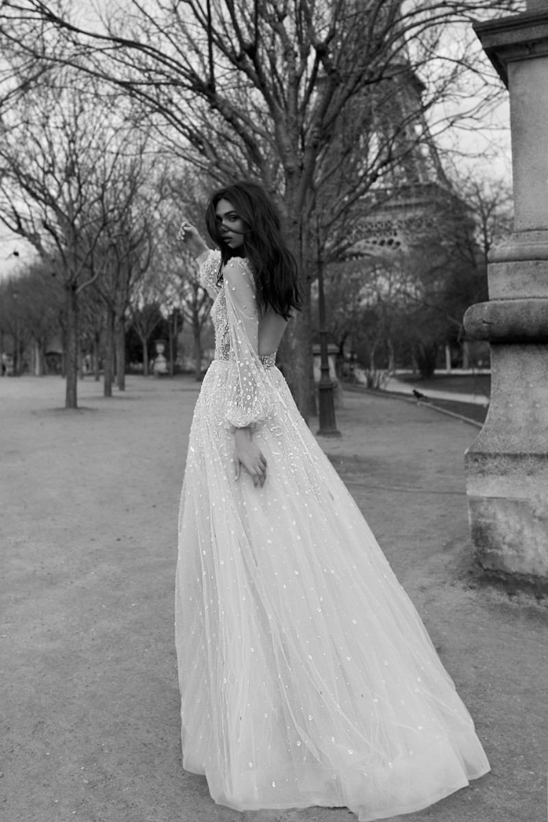 Julie Vino 2019 Sparkly Wedding Dresses 3/4 Long Sleeves Beaded Sheer V Neck Open Backless Boho Bridal Gowns