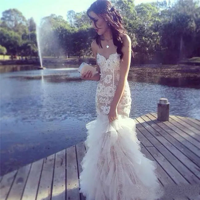 Illusion Bodice Mermaid Wedding Dress With Sweetheart Lace Appliques Exposed Boning Bridal Gowns Tiered Skirts Tulle Wedding Dresses