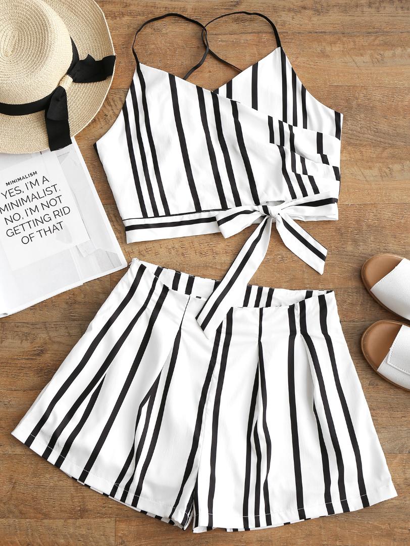 

ZAFUL Striped Women Set Spaghetti Straps V-Neck Sleeveless Overlapped Bowknot Cami Top High Waisted Shorts Zipper Two Pieces, White