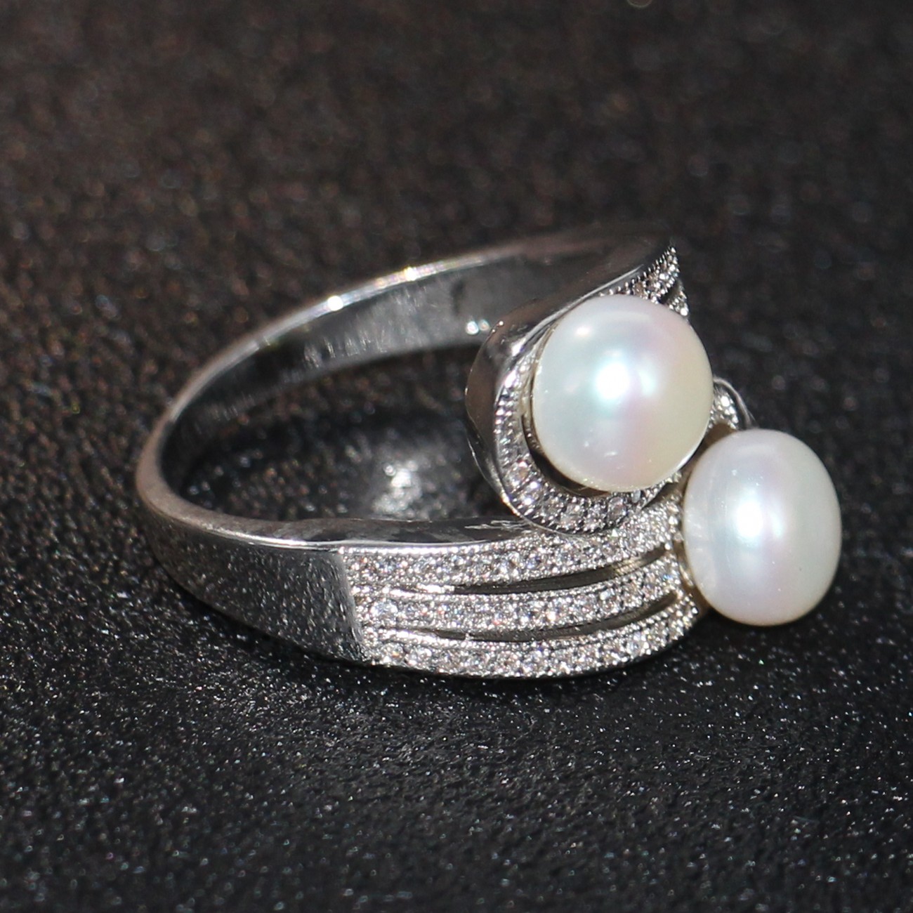2018 New Arrival Top Selling Luxury Jewelry 925 Sterling Silver Two Pearl Pave CZ Diamond Party Office Women Band Ring For Lovers' Gift