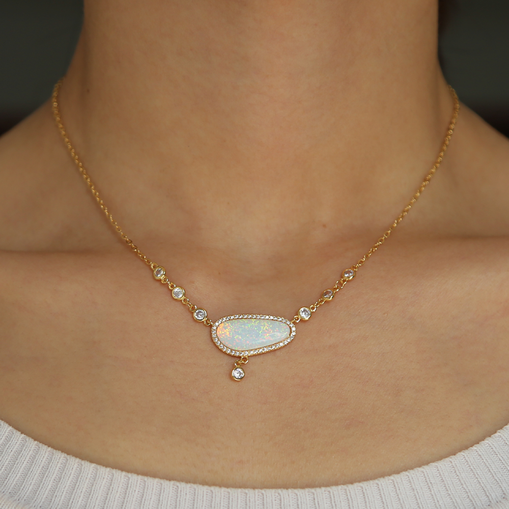 fashion jewelry High quality big white fire opal gemstone european hot selling luxury vintage modern jewelry necklace for ladies gift