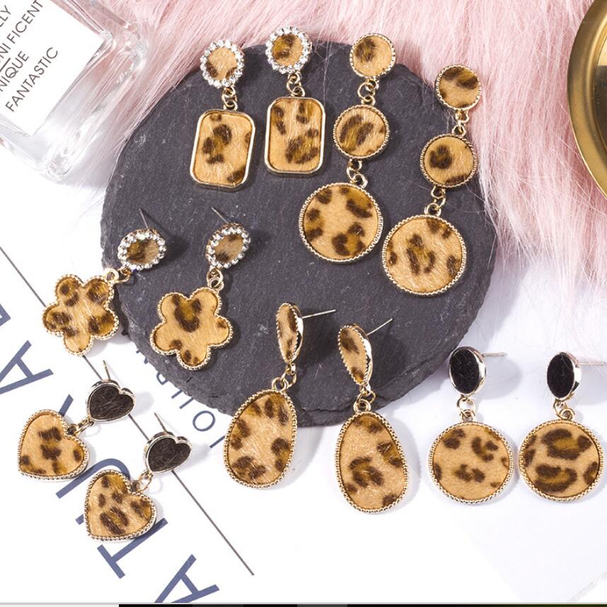 jewelry S925 sterling silver needle earrings leopard print charm earrings circle and square hot fahsion free of shipping
jewelry S925 sterling silver needle earrings leopard print charm earrings circle and square hot fahsion free of shipping