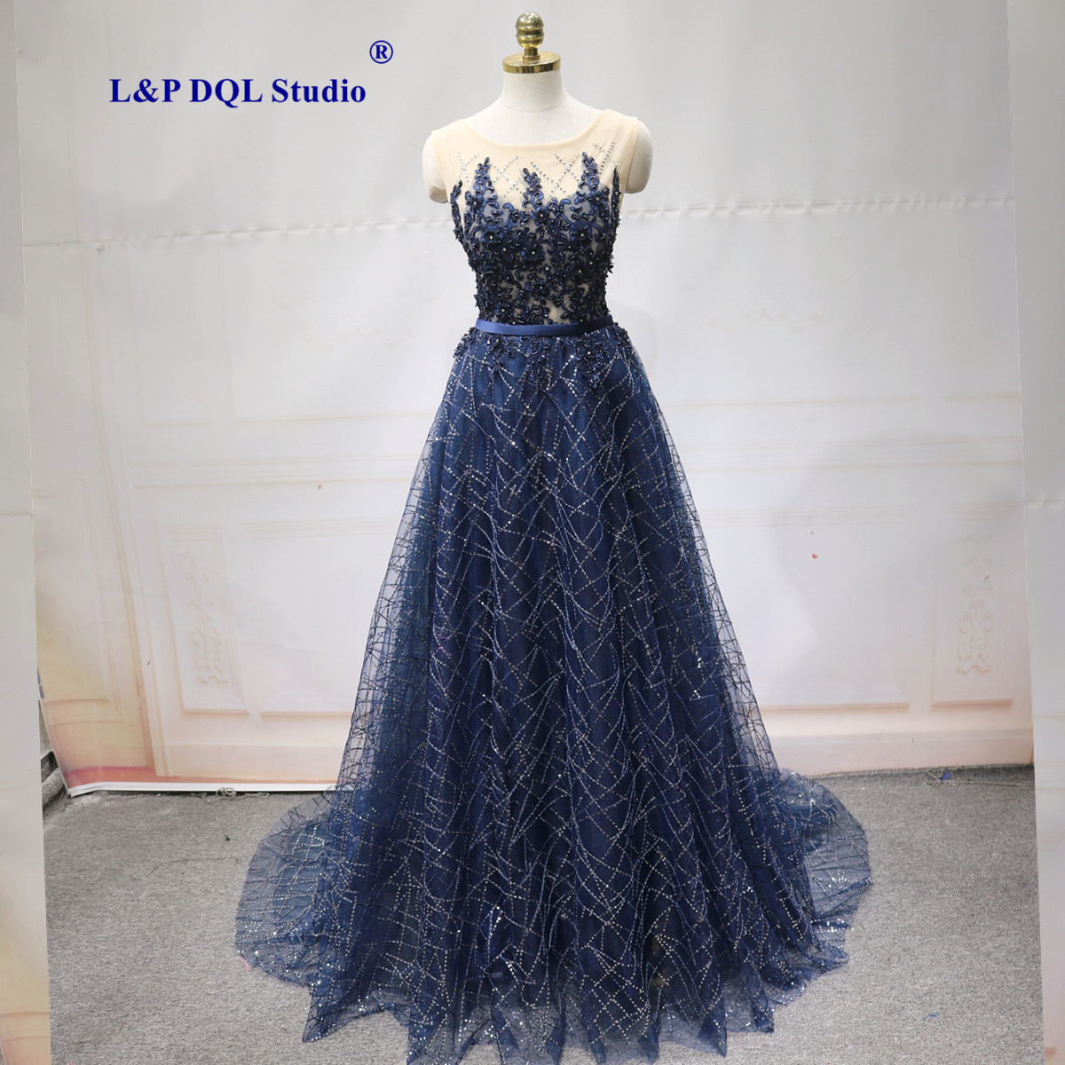 Gorgeous Prom Dress Dark Navy,Dark Red Pleats Tulle with Sequins Scoop Zipper Back Shining Sequins Redcarpet Dresses 2018 New Arrival
Gorgeous Prom Dress Dark Navy,Dark Red Pleats Tulle with Sequins Scoop Zipper Back Shining Sequins Redcarpet Dresses 2018 New Arrival