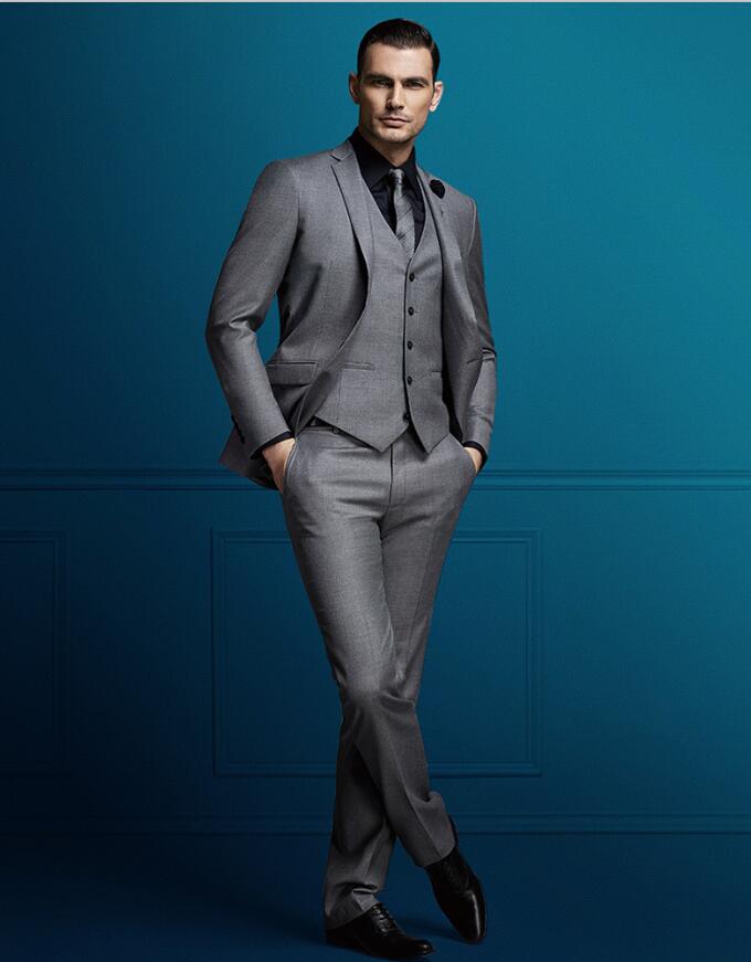 2018 Grey Mens Suit Three Pieces Customize Slim Fit Groom Tuxedos Groomsmen Side Vent Wedding Best Man Suit Men's Suits (Jacket+Pants+Vest)