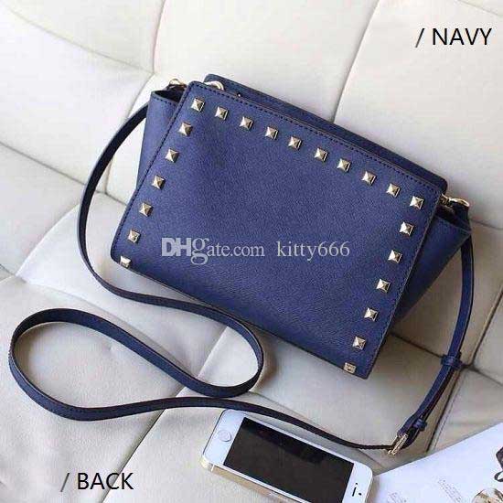 2018 Europe and America brand women's handbag Fashion women messenger bag rivet single shoulder bag High quality female bags
2018 Europe and America brand women's handbag Fashion women messenger bag rivet single shoulder bag High quality female bags