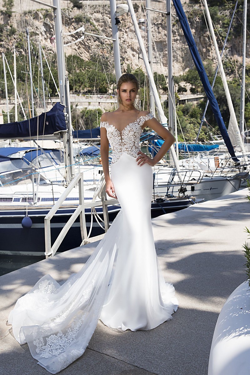 Tina Valerdi 2019 Mermaid Wedding Dresses Sheer Off The Shoulder Lace Appliqued Bridal Gowns Sweep Train Dubai Arabic Vestidos Custom Made