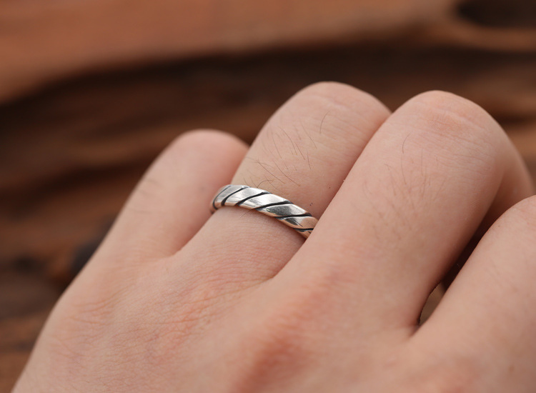 Hot sale brand new 925 sterling silver jewelry vintage twisted shape adjustable simple ring gift for women free shipping