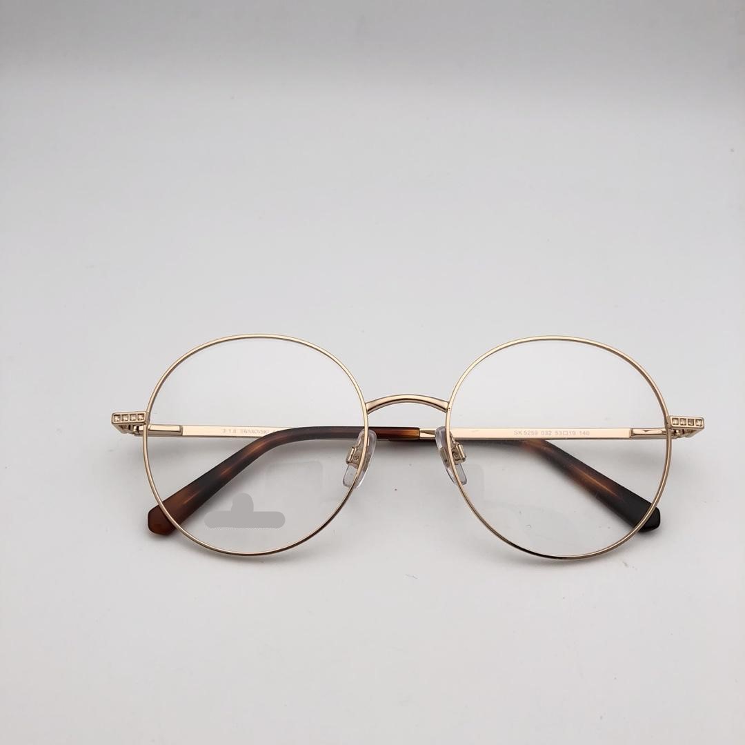 Free 5259 072 the new style of eyeglasses with diamond-encrusted round frame are fashionable brands 53-19-140
Free 5259 072 the new style of eyeglasses with diamond-encrusted round frame are fashionable brands 53-19-140