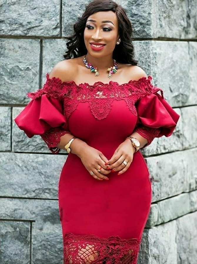 2019 Plus Size Prom Dresses Lace Off Shoulder Half Sleeves Appliqued Mermaid Evening Dress Ruffles Ankle Length Party Dresses