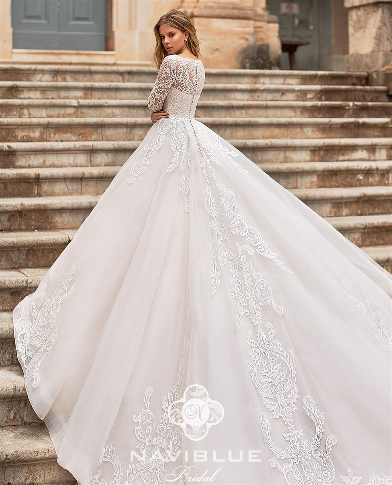 Naviblue 2019 Long Sleeves Wedding Dress Customized Lace Bateau Neck Appliques Sweep Train Bridal Gowns With High Quality