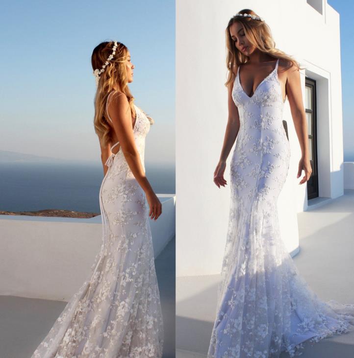 Sexy Lace Bohemian Beach Mermaid Wedding Dresses Spaghetti Straps Backless Court Train Summer Wedding Bridal Gowns