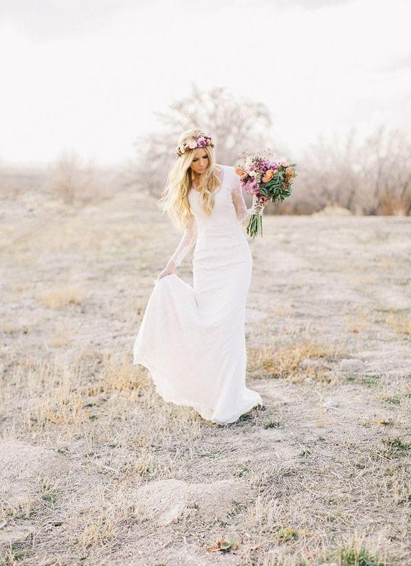 2019 Vintage Bohemian Hippie Wedding Dresses Country Style Long Sleeves Plus Size Sheer Lace Boho Bridal Gowns V Neck Custom Made 0510