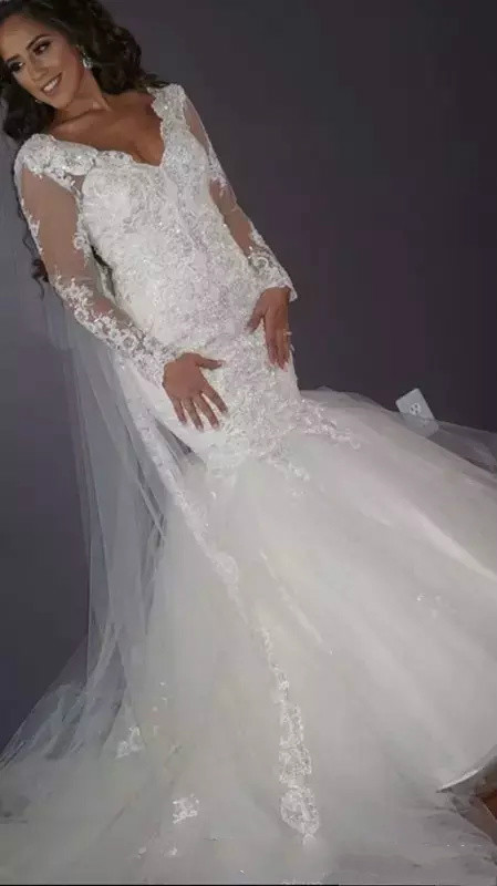 Mermaid Wedding Dresses Lace Applique V Neck Sweep Train Long Sleeve Country Bridal Dress Elegant Plus Size Wedding Gowns vestido de novia