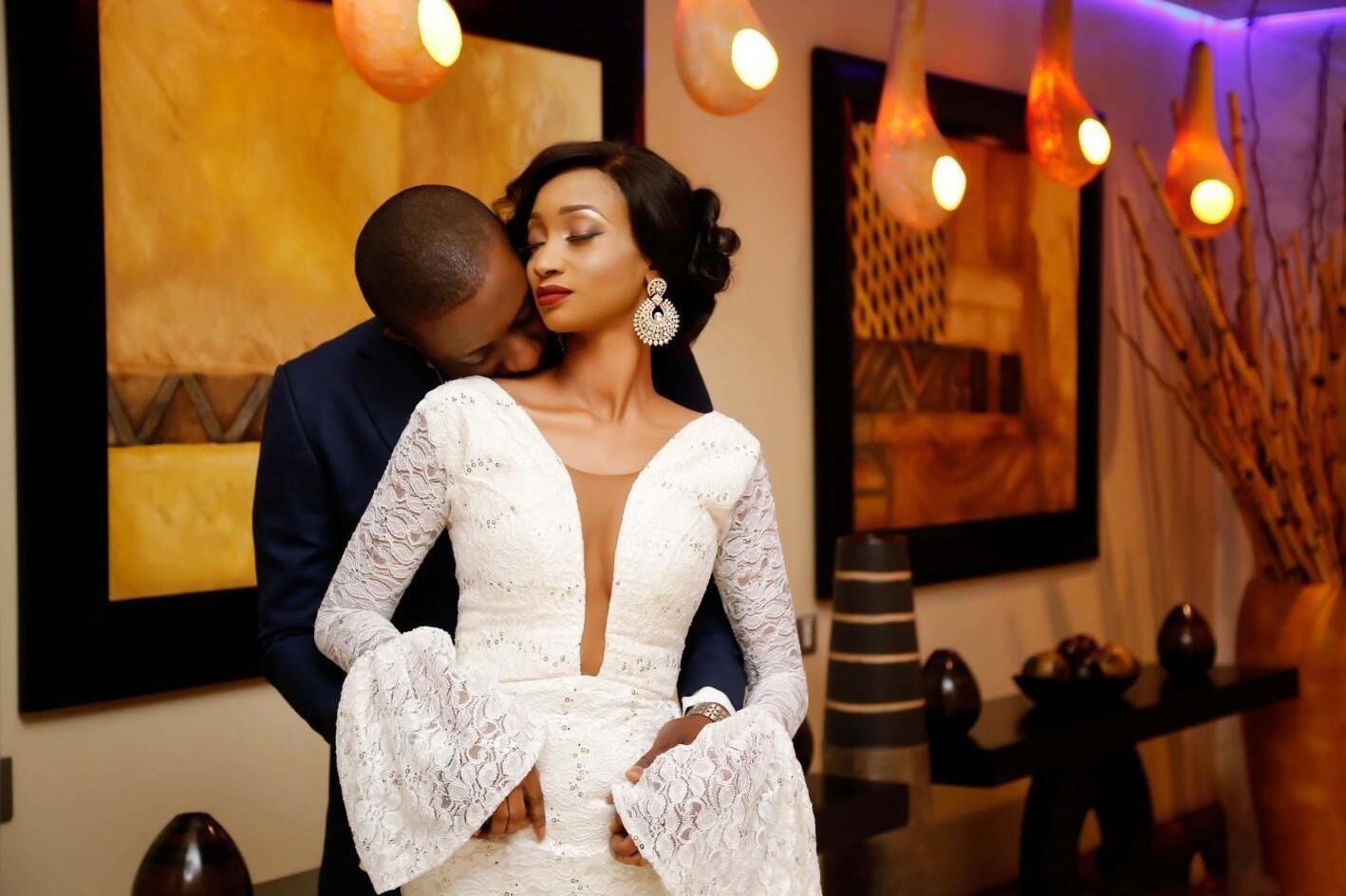 Sexy Mermaid Wedding Dress Full Lace Sheer Long Sleeves Deep V Neck Bridal Gowns Wedding Dresses Custom Made