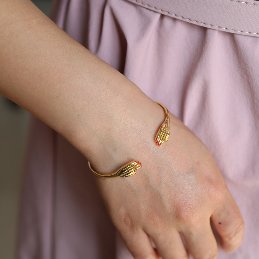 european gold plated open cuff bangle women finger hand shaped unique 2024 new fashion gift women Gold bracelet