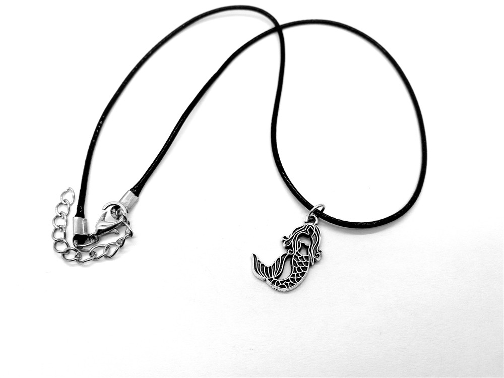 hollow Fairy Tale Little Mermaid Necklace Sea-maid Fish Tail Silhouettes Rope Leather Necklaces for Kids Ariel Beach Ocean jewelry