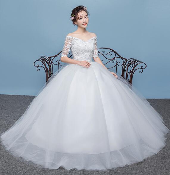 Real photo 2018 V-Neck White Illusion Lace Wedding Dress Half Sleeve Backless Style with Delicacy Flowers Vestido De Noiva
Real photo 2018 V-Neck White Illusion Lace Wedding Dress Half Sleeve Backless Style with Delicacy Flowers Vestido De Noiva