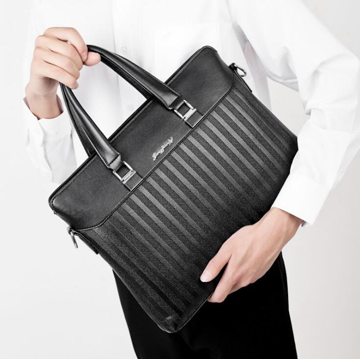 Wholesale brand men handbag boutique black and brown mens busines bag briefcase large capacity leather computer bags Joker striped leathers handbags, Vertical: 31*28*6cm
Wholesale brand men handbag boutique black and brown mens busines bag briefcase large capacity leather computer bags Joker striped leathers handbags, Vertical: 31*28*6cm