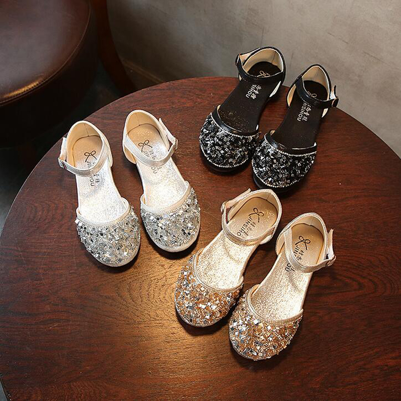 S57 2018 Summer Girls Crystal Luxury Shoes Rivets Sandals Fashion Kids Cutout Sandals For Girl Zip Gladiator Sandals designer shoes
