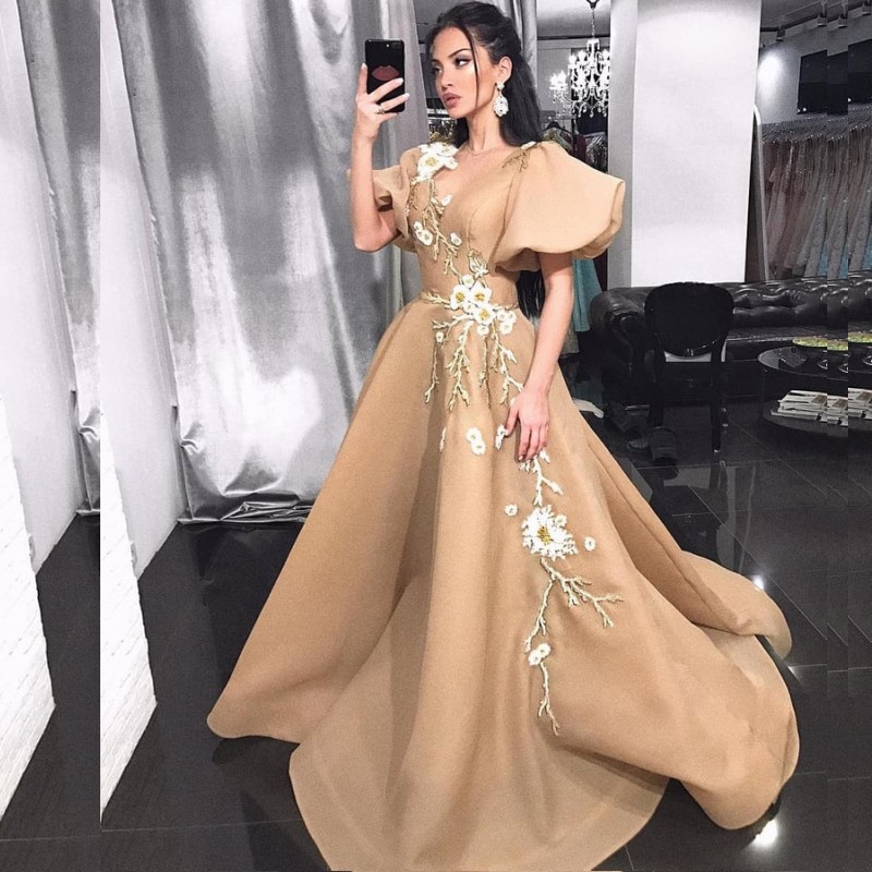 Fashion Champange A-Line Prom Dresses Deep V-Neck Embroidery Applique Short Sleeves Party Dress Glamorous Arabia Sweep Train Evening Dress, Purple
Fashion Champange A-Line Prom Dresses Deep V-Neck Embroidery Applique Short Sleeves Party Dress Glamorous Arabia Sweep Train Evening Dress, Purple