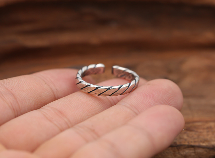 Hot sale brand new 925 sterling silver jewelry vintage twisted shape adjustable simple ring gift for women free shipping
