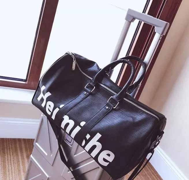 brand fashion women extra large weekend duffel bag large genuine leather business men's travel bag popular design duffle
brand fashion women extra large weekend duffel bag large genuine leather business men's travel bag popular design duffle