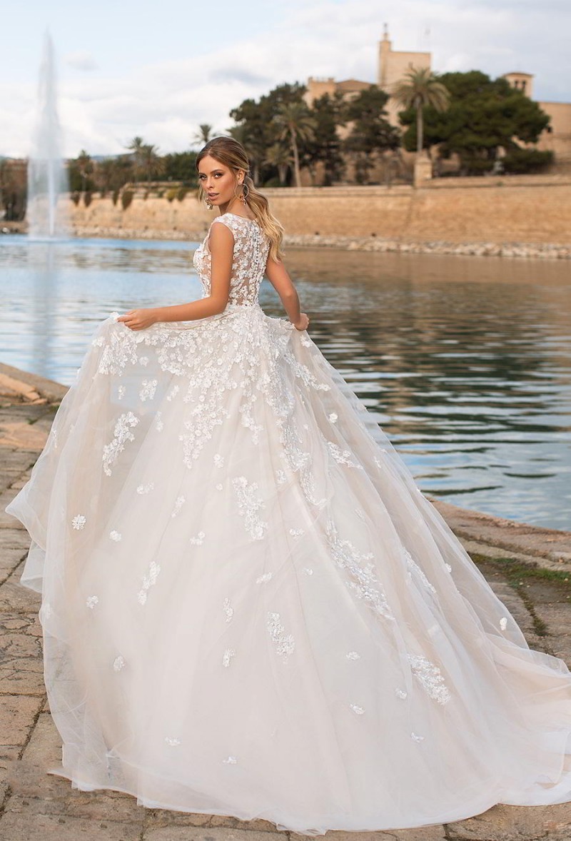 naviblue dolly 3d ral appliqued wedding dresses boho jewel neck lace illusion bodice bridal gowns a e tulle vestido de novia