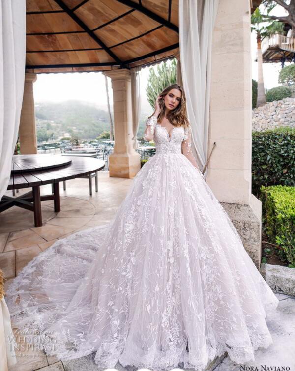 2019 Nora Naviano Country Wedding Dresses A Line Lace Appliques Long Sleeves Court Train Beach Bridal Gowns Sheer Jewel Neck Wedding Dress