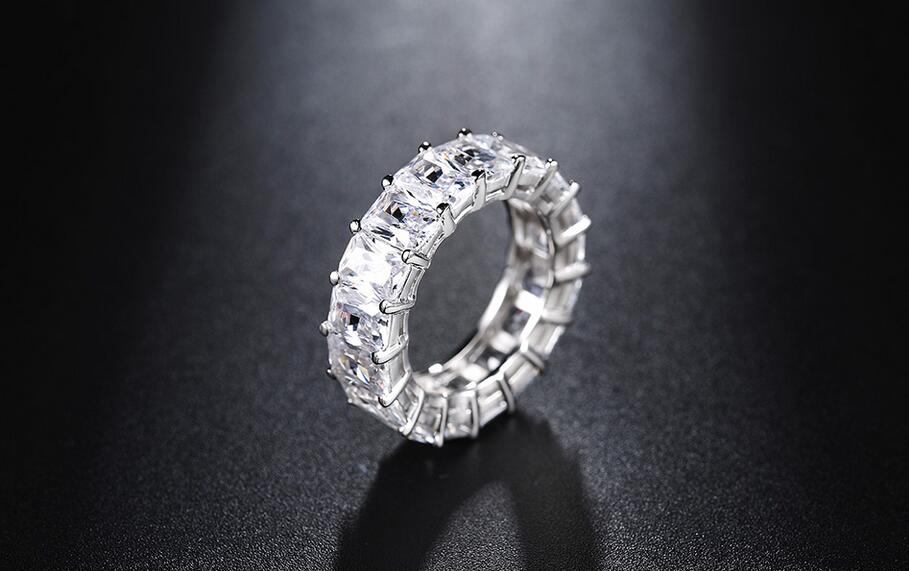 2024 Top-Rated Sterg Sier Princess Cut Topaz Eternity Ring for Women 6fad