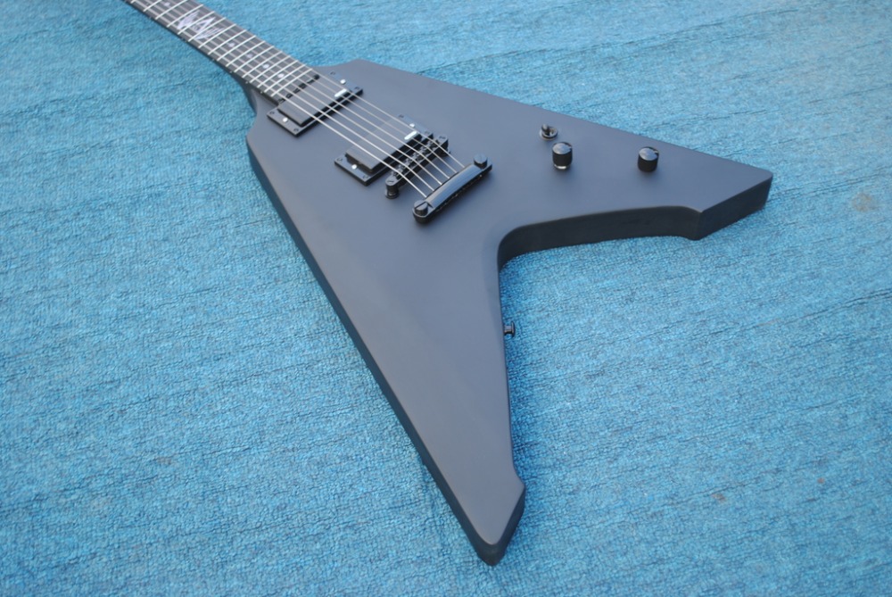 Promotion! Heavy Metallic James Hetfield Vulture Matte Black Flying V Electric Guitar Satin Finished, Active EMG Pickups 9V Battery Box
Promotion! Heavy Metallic James Hetfield Vulture Matte Black Flying V Electric Guitar Satin Finished, Active EMG Pickups 9V Battery Box