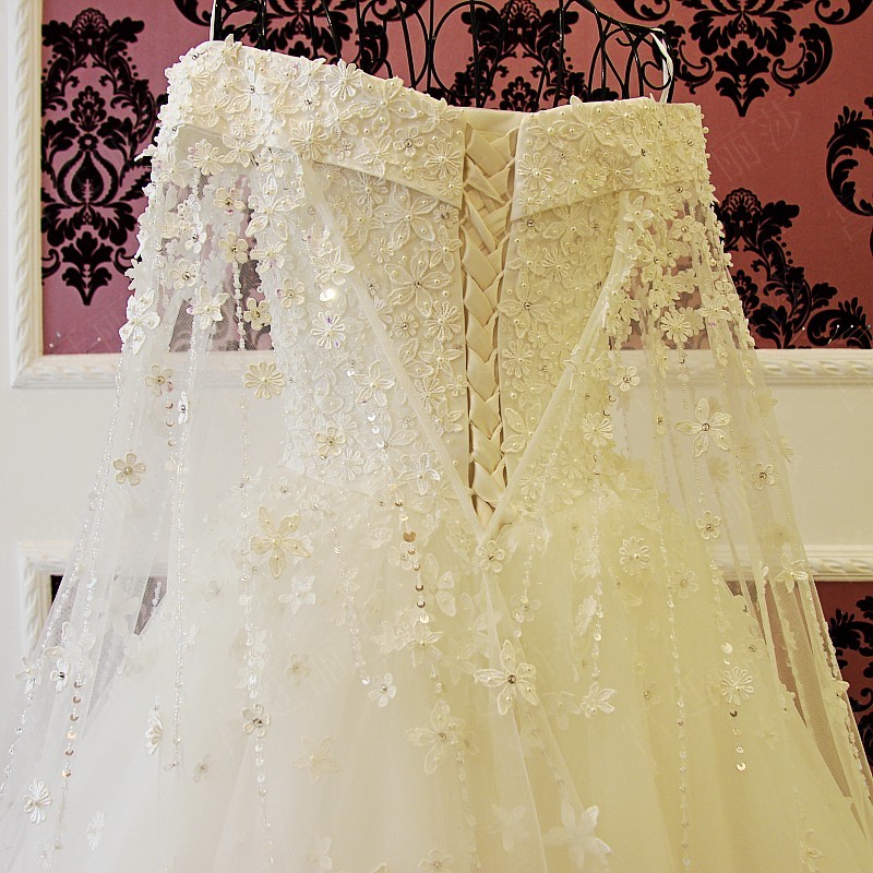 2022 Blue Off The Shoulder Wedding Dresses with Detachable Cape Beaded Pearls Applique Elegant Lace-up Back Bridal Wedding Gowns Real Photo