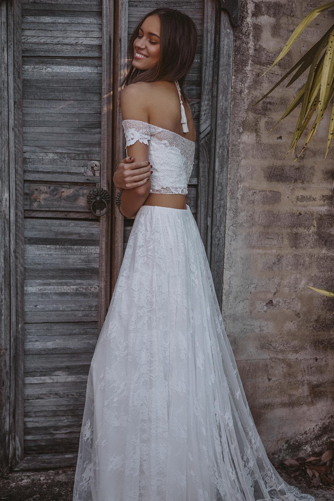 Bohemian Dresses A e Two Pieces Off The Shoulder Lace Appliques Boho Bridal Gowns Sweep Train Plus Size Wedding Dress
