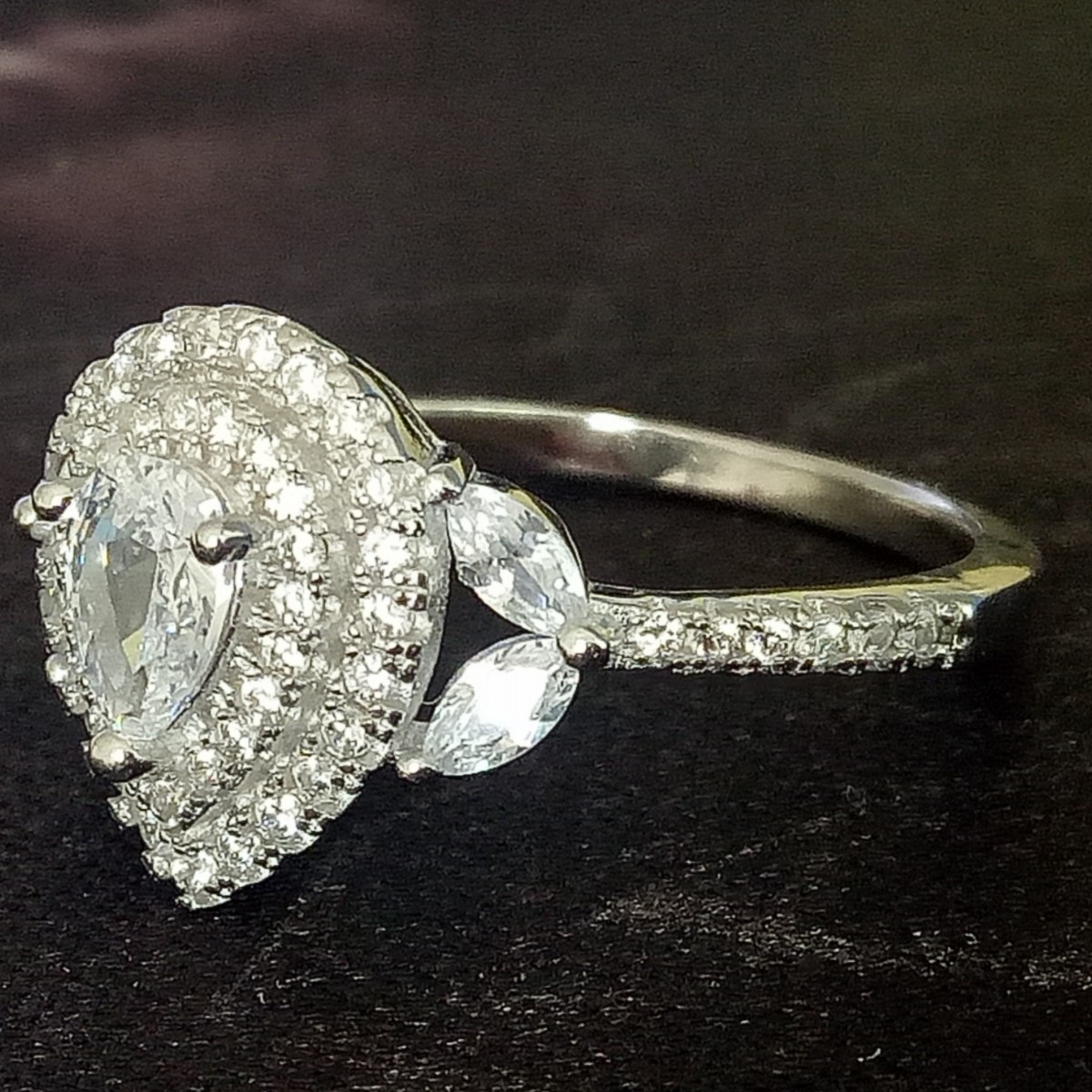 Sterg Sier White Topaz Wedding Band for Her, Never Fade Drop Water Design