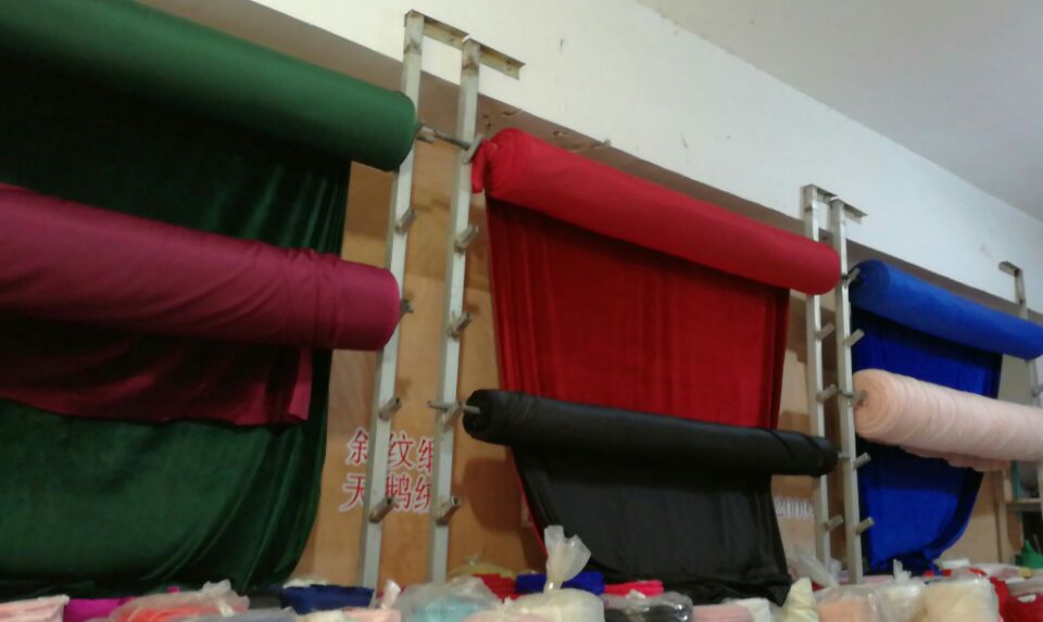 Winter 2019 Trendy Velvet Wedding Dresses with Half Sleeves Jewel Neck Customized Back A Line Ruffled Hemline Trendy Dark Green Bridal Gowns