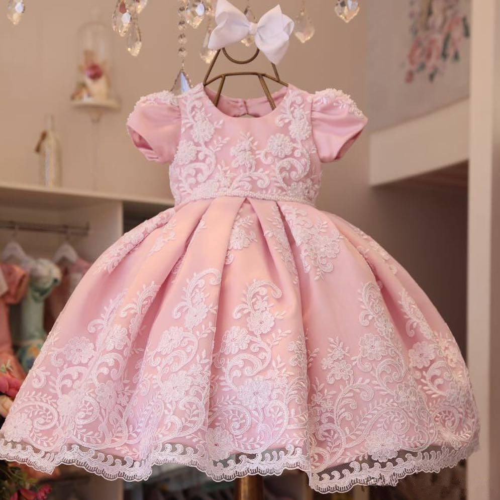 New Arrival Lace Ball Gown Flower Girl Dresses For Weddings Appliques Little Girls Pageant Dress Short Sleeves Pearls First Communion Gowns