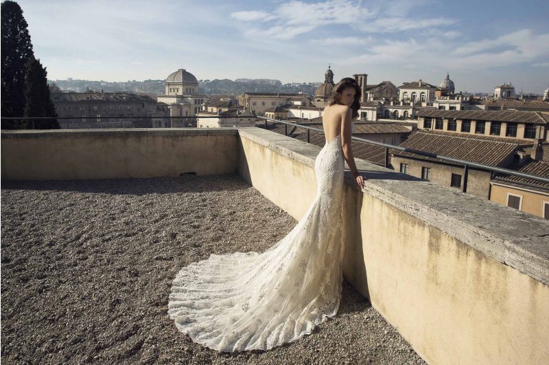 Mermaid Wedding Dresses Sweetheart Ivory Lace Appliques Sweep Train Sexy Backless Beach Wedding Dress Custom Made PLus Size Bridal Gowns