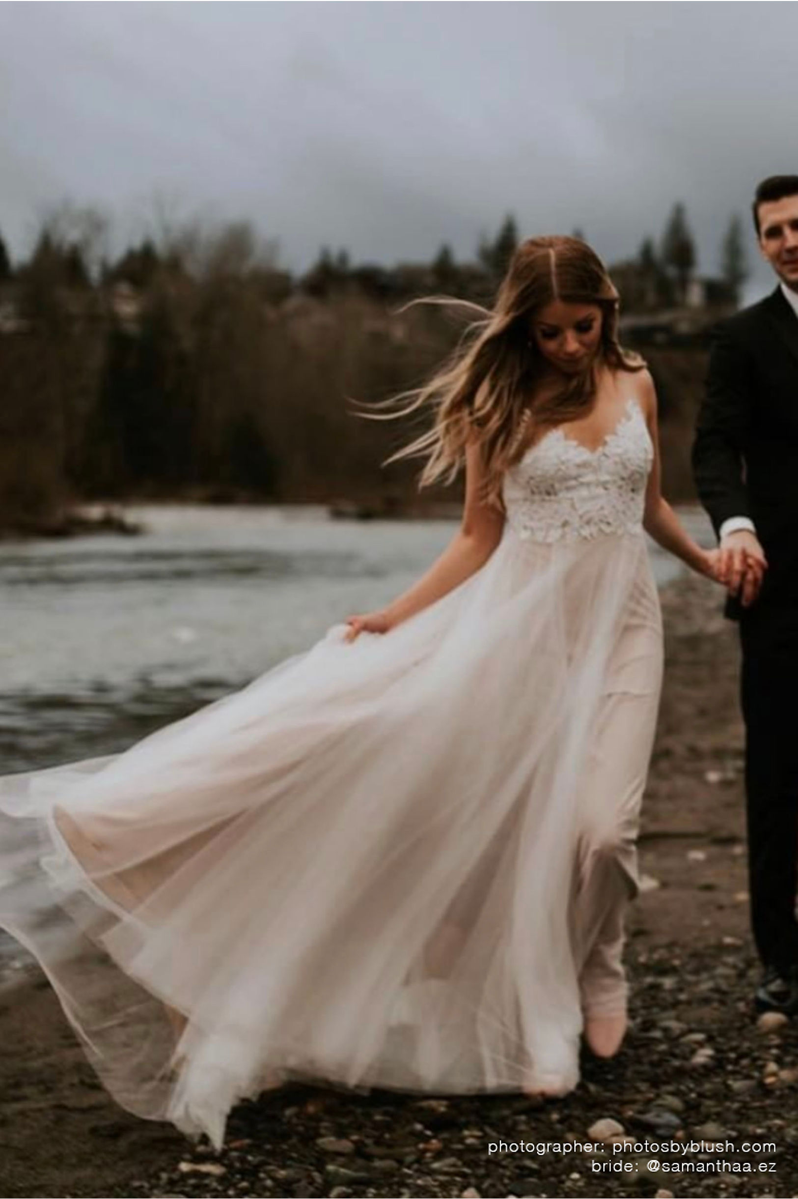 BHLDN Beach Dresses V Neck Sexy Backless Lace Appliqued Sweep Train Cheap Boho Wedding Dress A e Plus Size Bridal Gowns