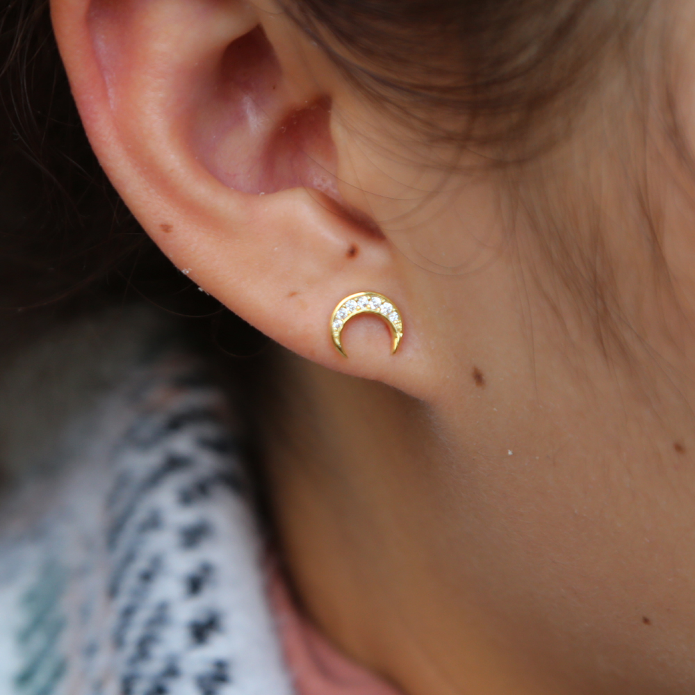 Christmas gift cute silver moon stud earring paved clear cubic zirconia cz stone lovely sweet small crescent moon stud for girl